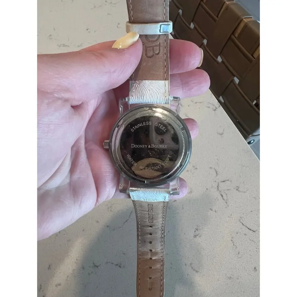Vintage Dooney & Bourke Women’s Watch - Picture 5 of 6